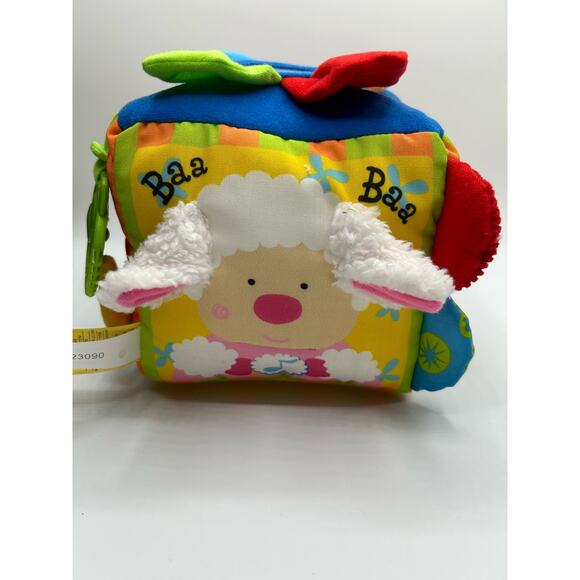 Melissa and Doug Soft Musical Farmyard Cube - Picture 3 of 9